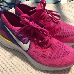 Ladies Nike. Like new without box